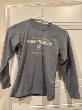 Abercrombie & Fitch Kids Long-Sleeve Tee bundle (3  shirts) - blue/green/white